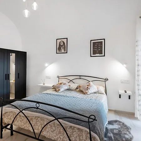 Silvana's House 招待所 阿杰罗拉