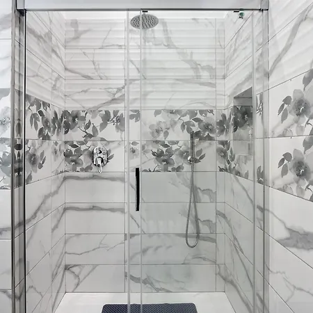 Silvana's House 3*