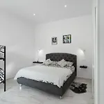 Guest house Silvana's House 3*